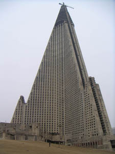 [Ryugyong Hotel]