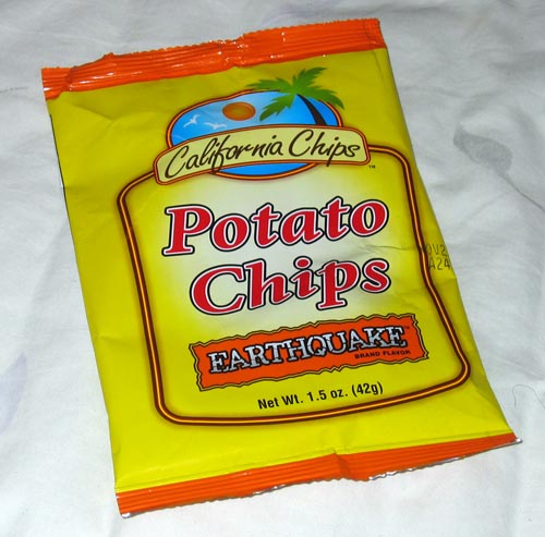 [Earthquake Flavor Potato Chips]